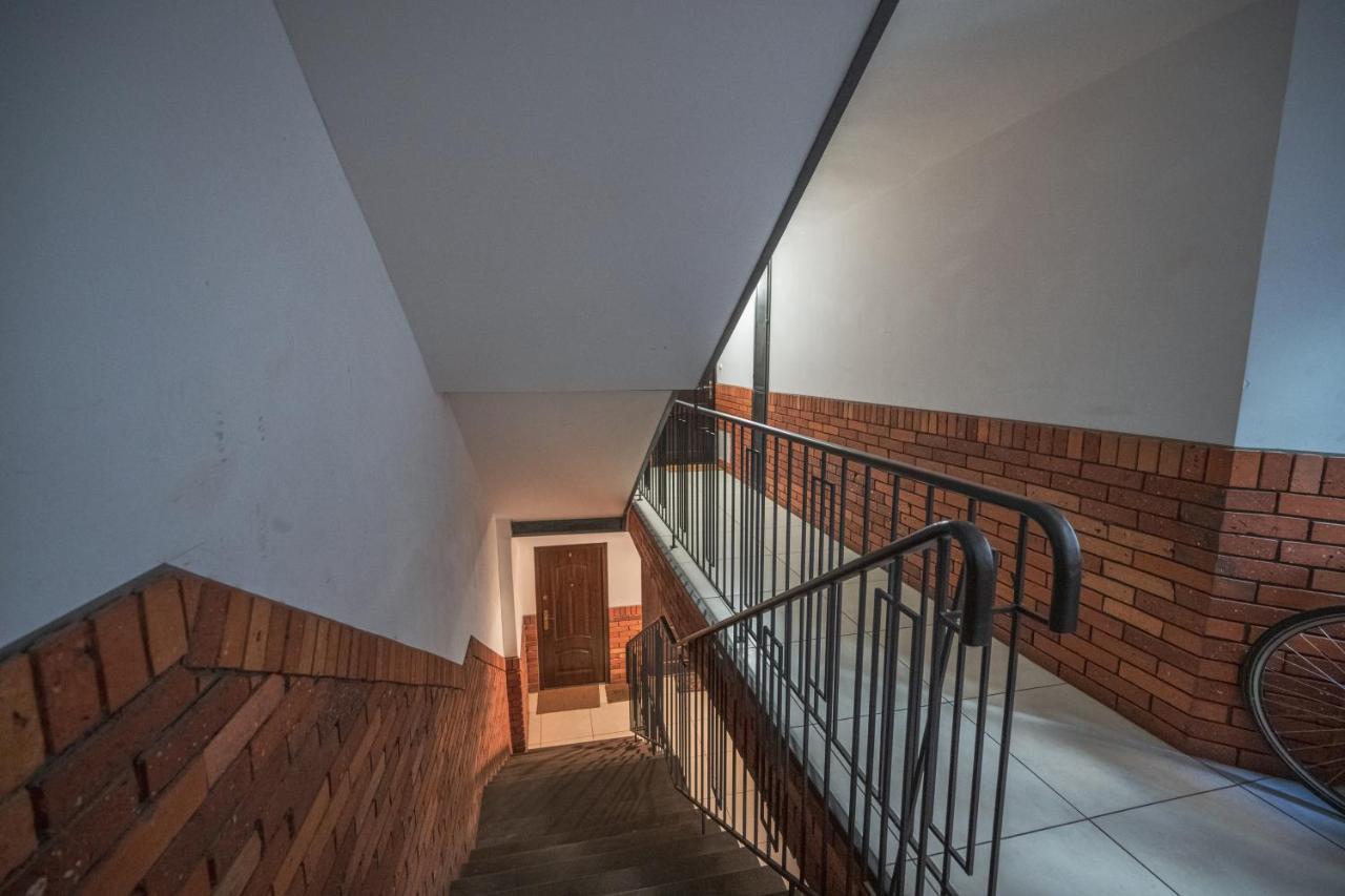 Apartment Spacious ~ 150m Main Square ~ Self Check-in 24h Wroclaw